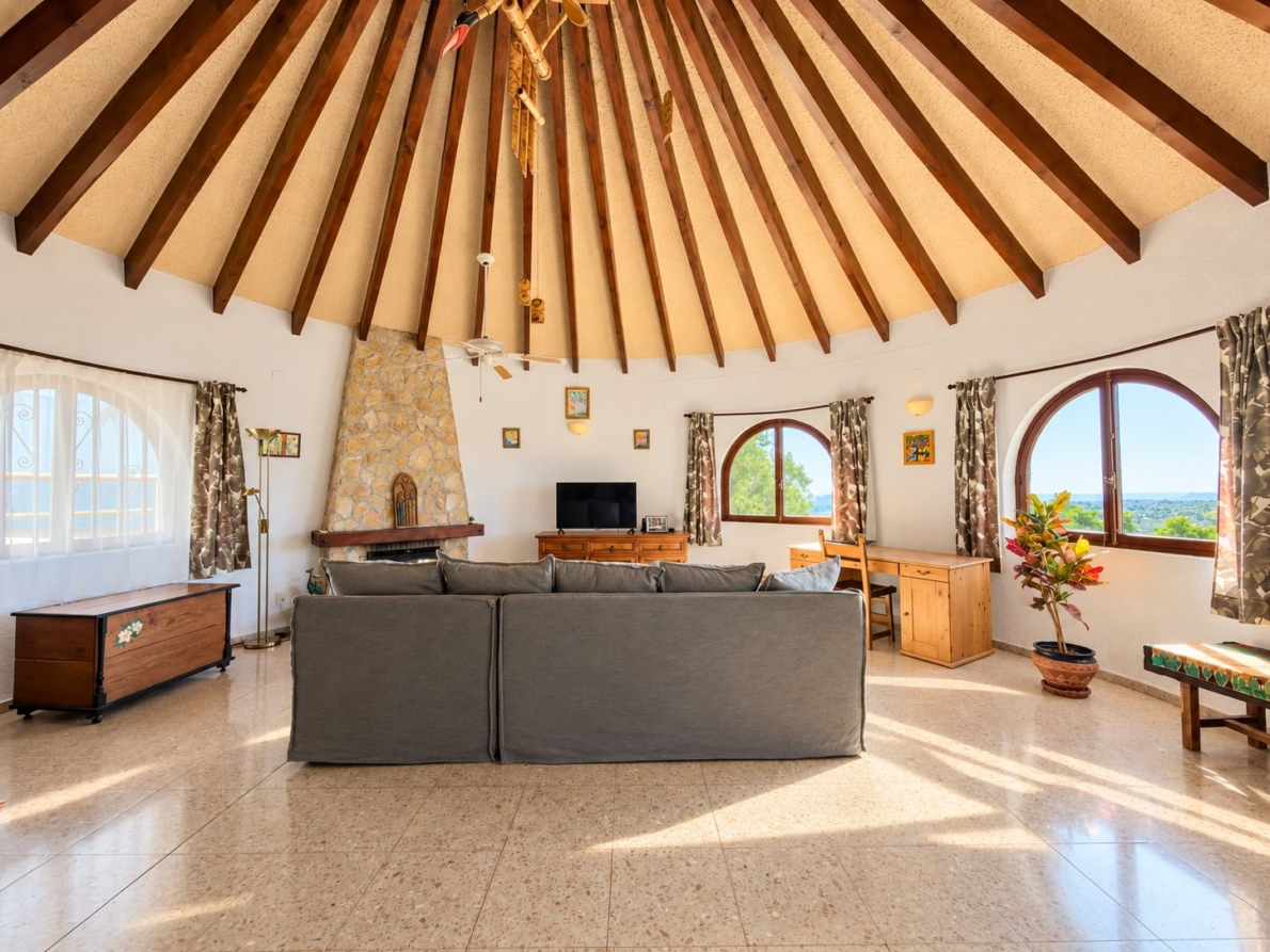 Villa for sale in Callosa de Ensarriá