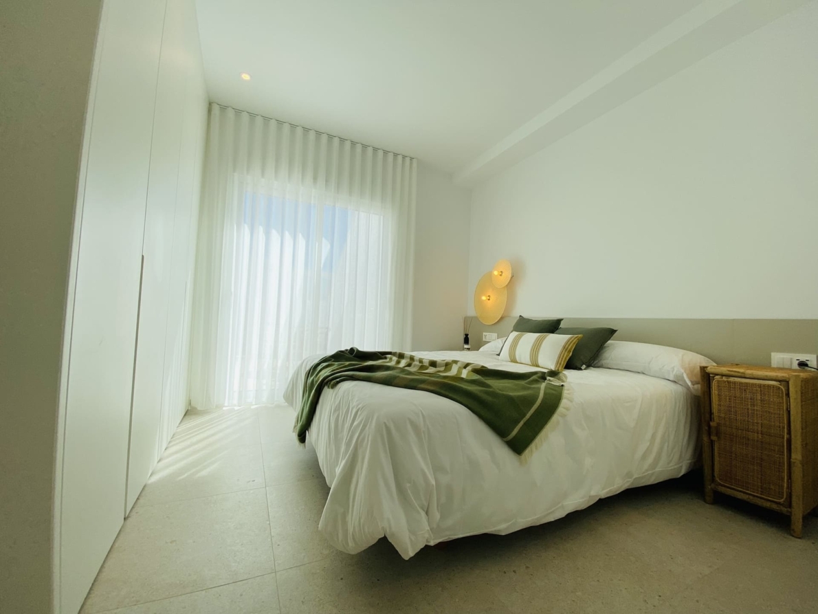 DP-100-62773019-01-18 New build Apartment for sale in Pilar de la Horadada