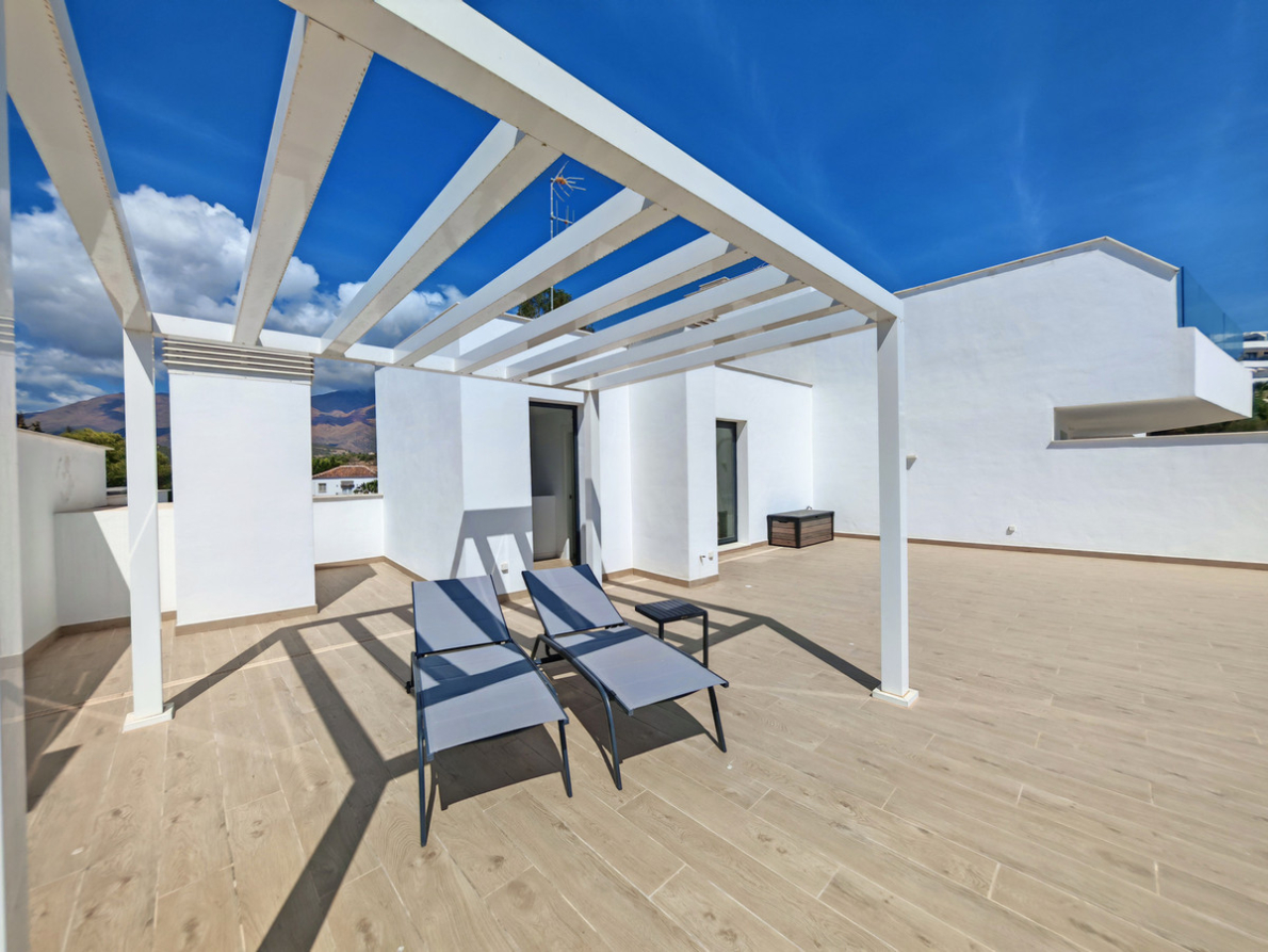 DP-12-R5377963-19 Apartment – Penthouse Duplex for sale in Estepona