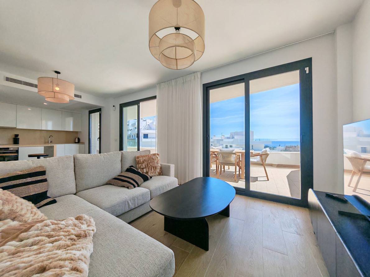 DP-12-R5377963-4 Apartment – Penthouse Duplex for sale in Estepona