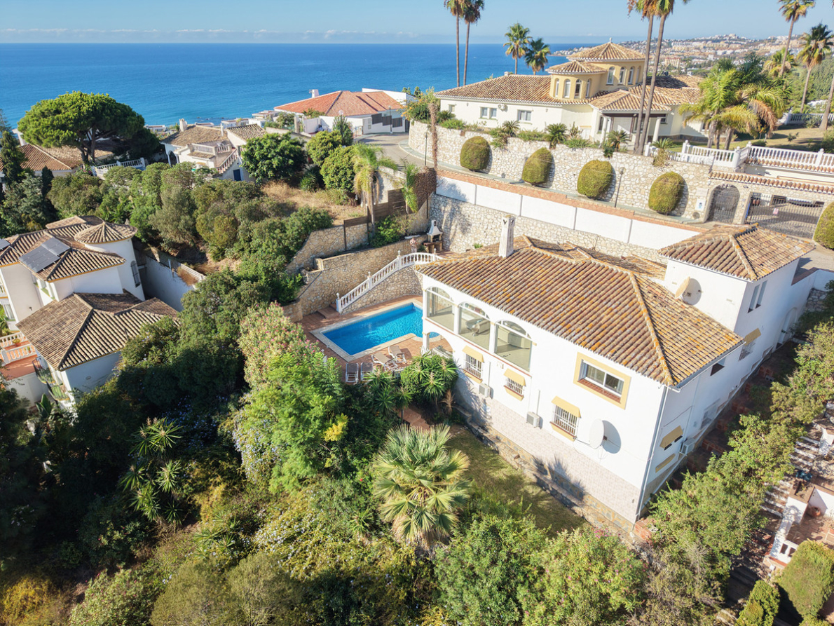 Villa for sale in El Chaparral