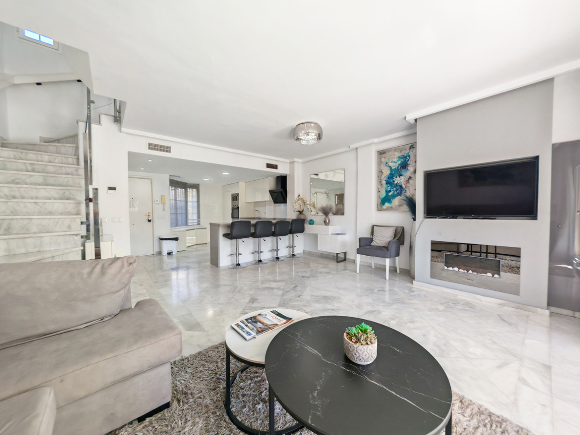 Townhouse for sale in Cabopino