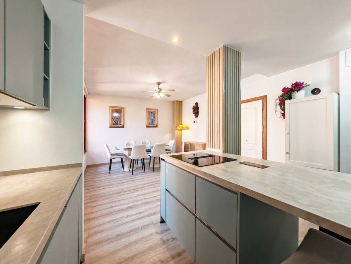 Apartment for sale in Elviria