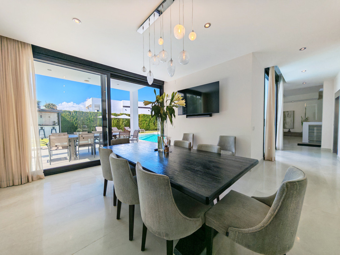 Villa for sale in El Rosario