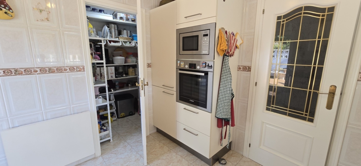 Villa for sale in Orba