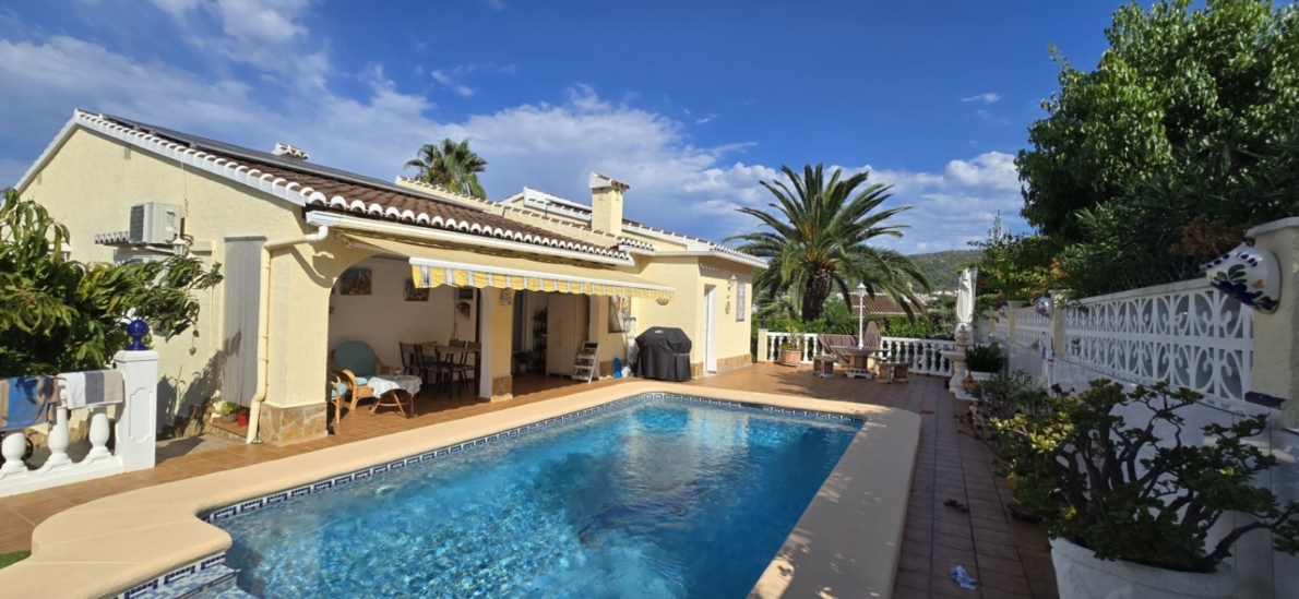 Villa for sale in Orba