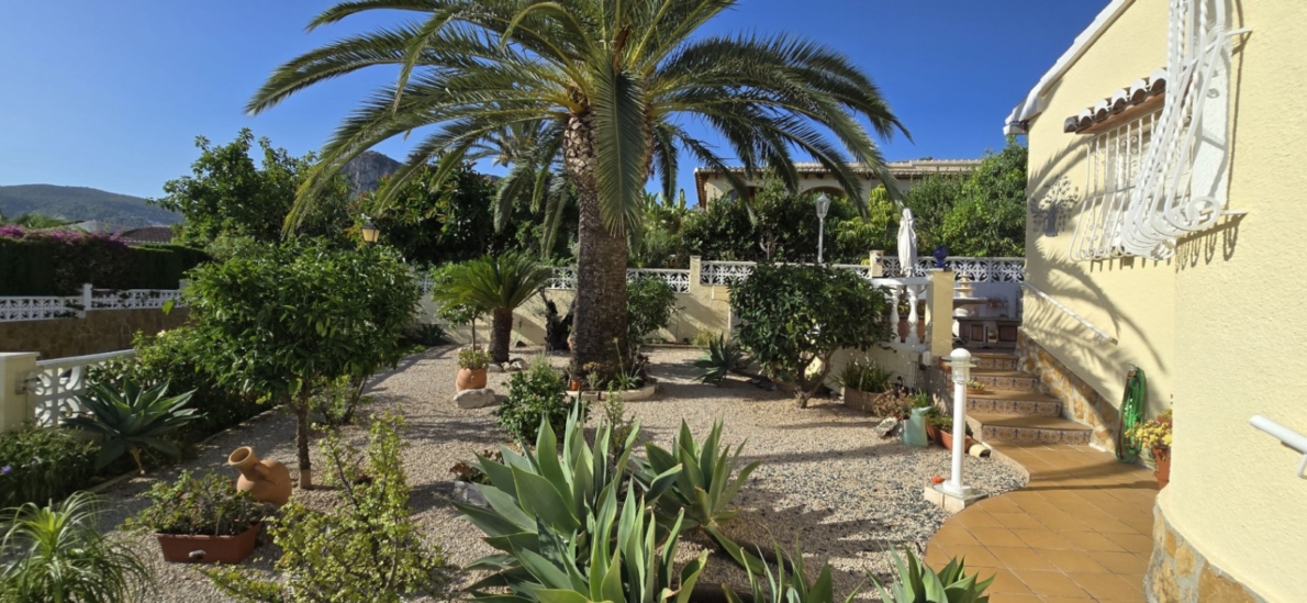 Villa for sale in Orba
