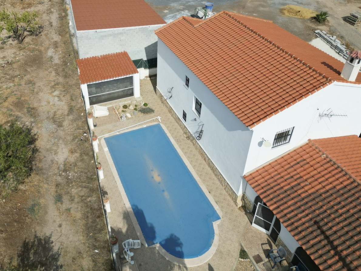 Villa for sale in Albox