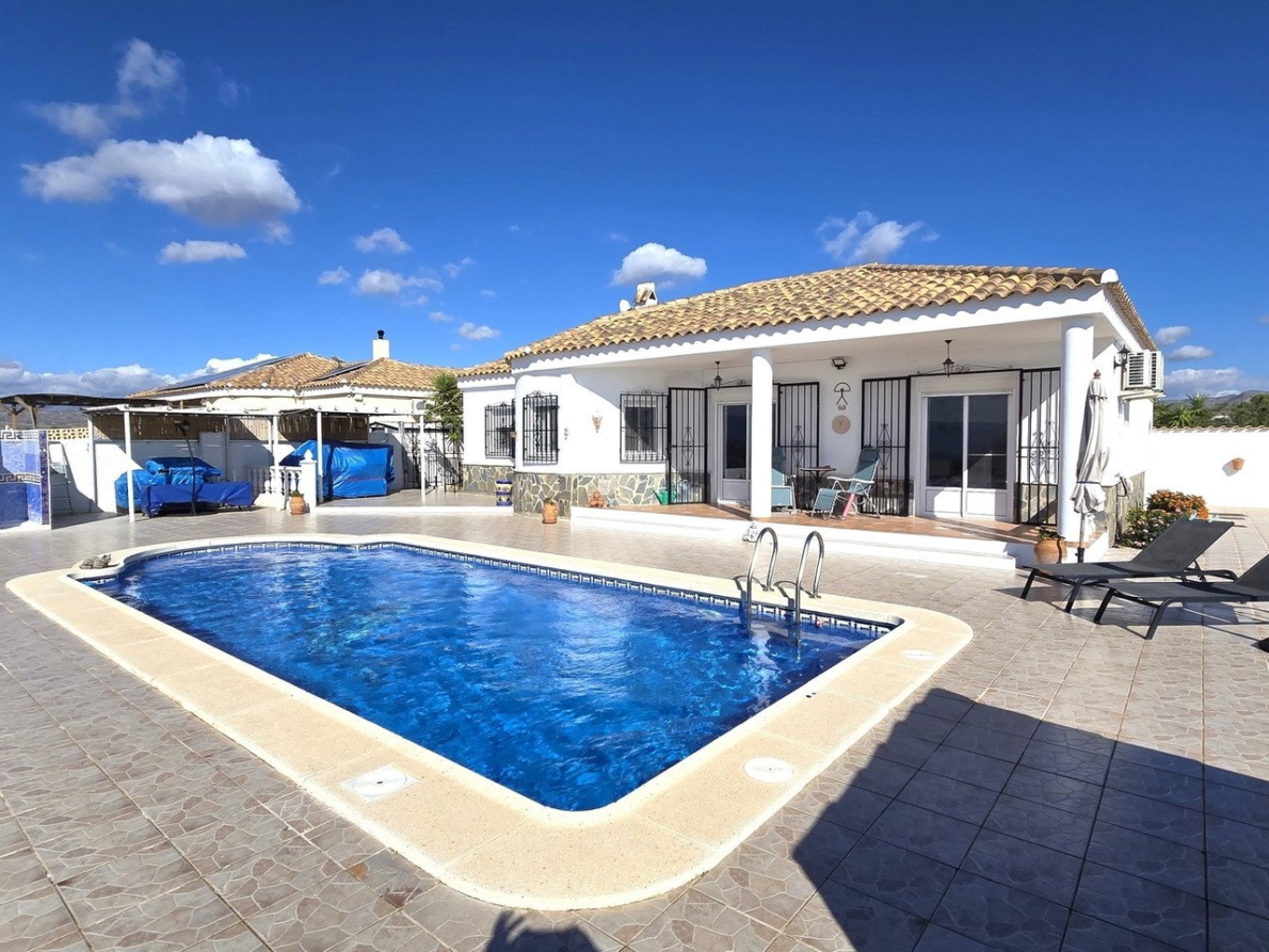DP-17-A1507-22 Villa for sale in Albox