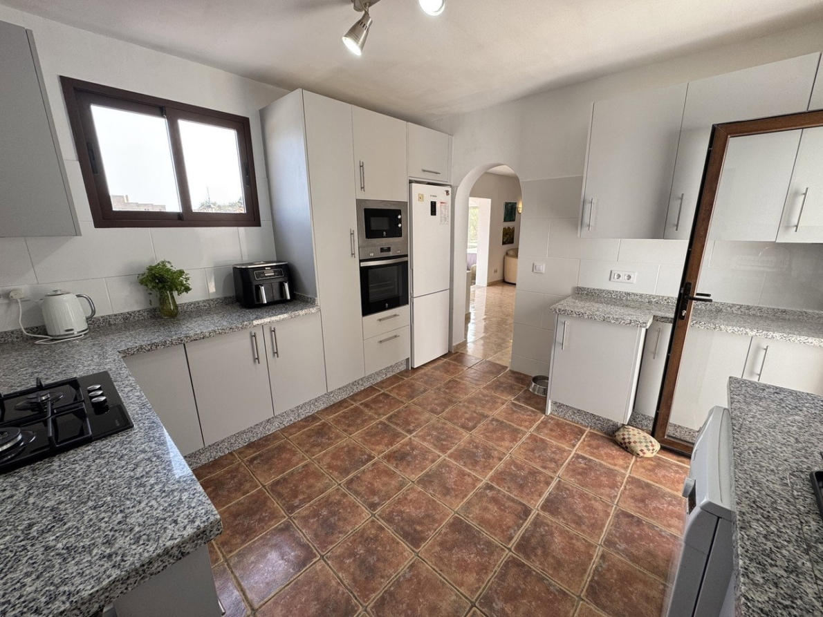 DP-17-B2529-14 Villa for sale in Mojacar