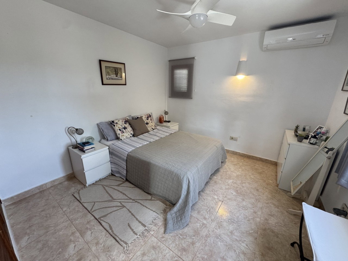 DP-17-B2529-18 Villa for sale in Mojacar