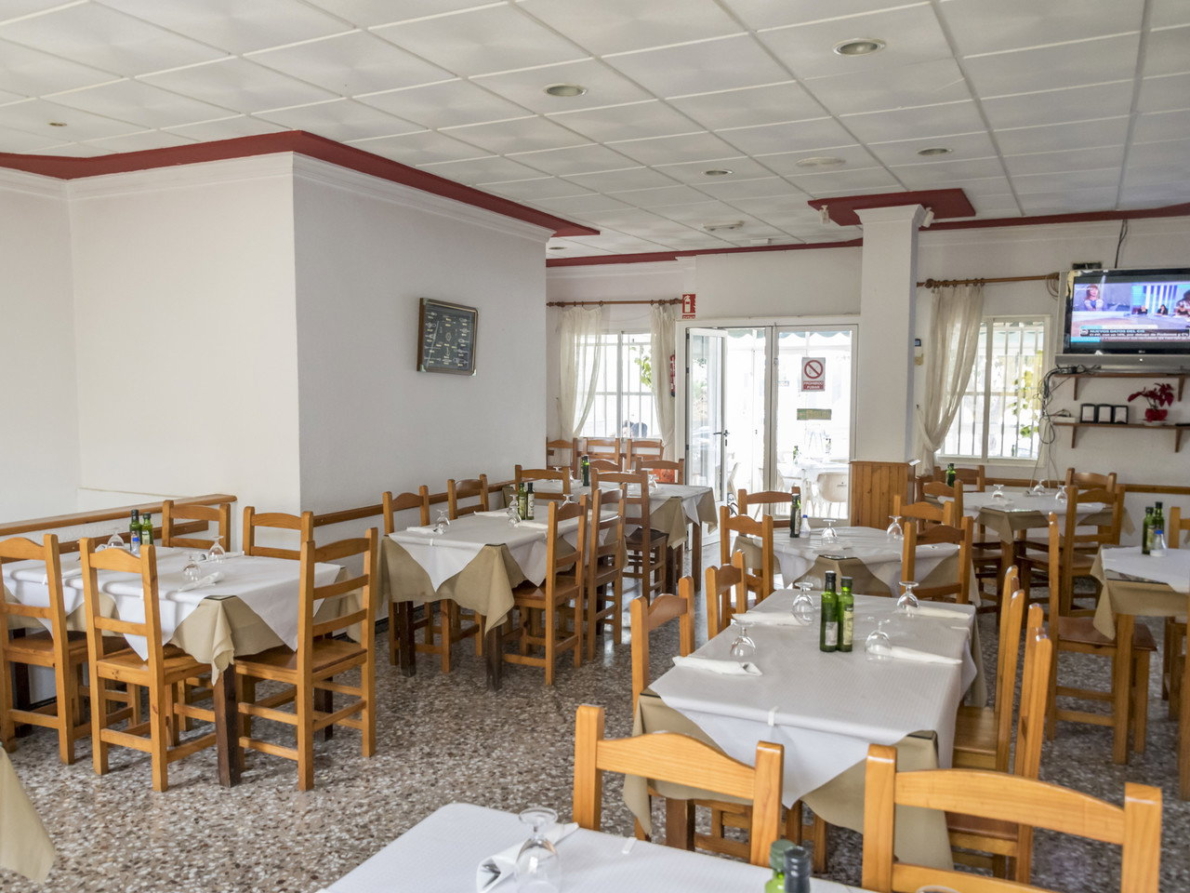 commercial property for sale in Garrucha