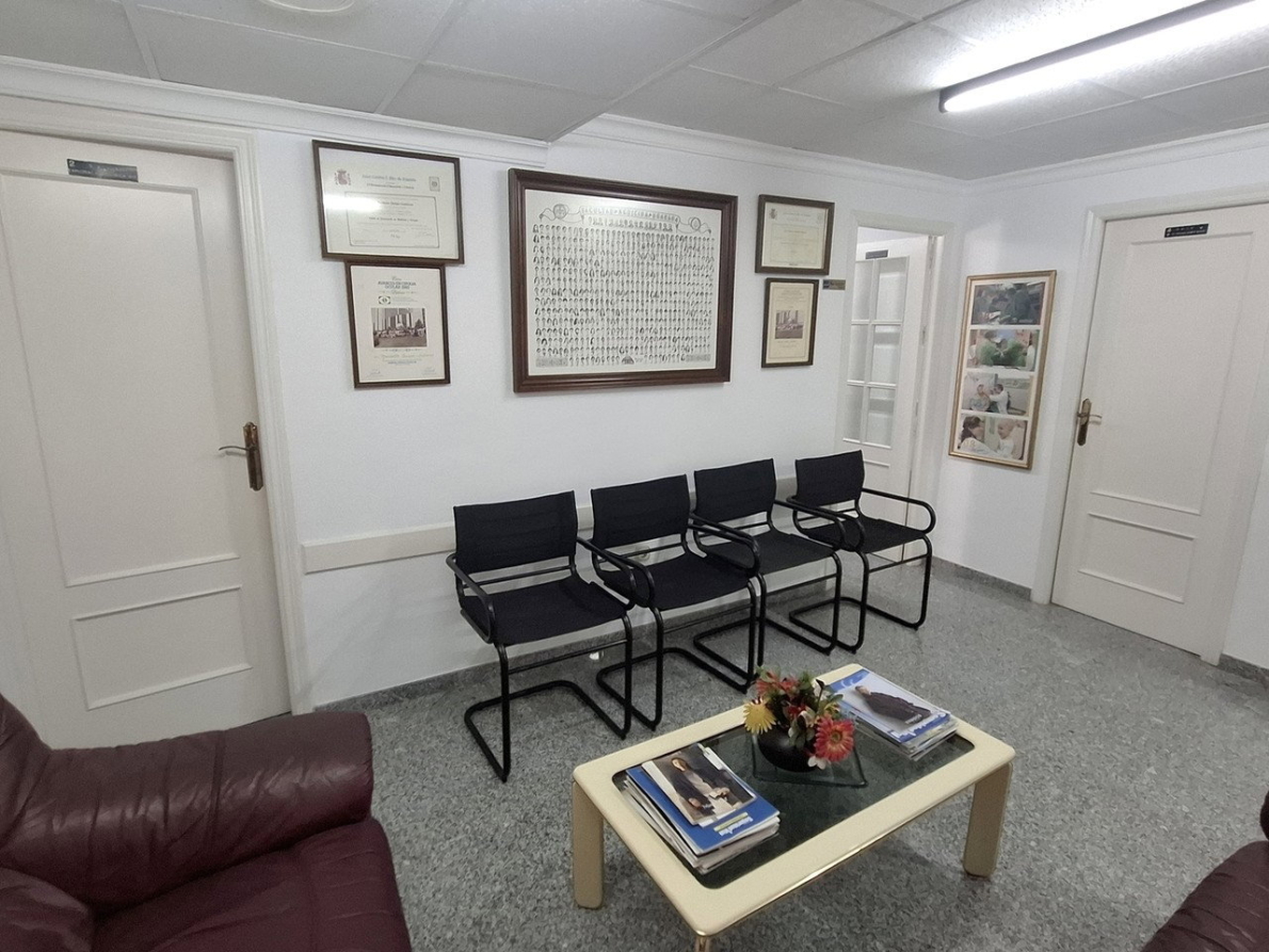 commercial property for sale in Garrucha