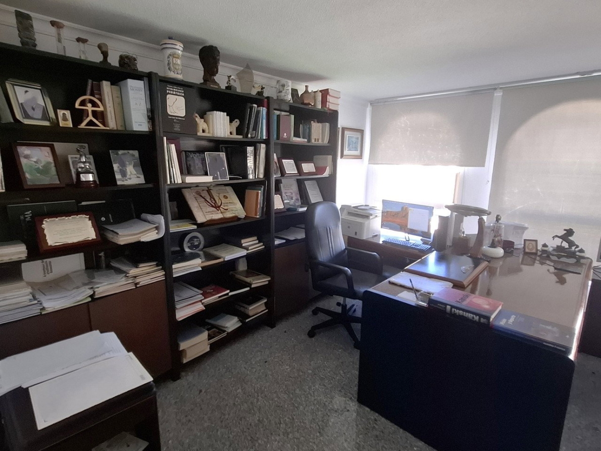 commercial property for sale in Garrucha
