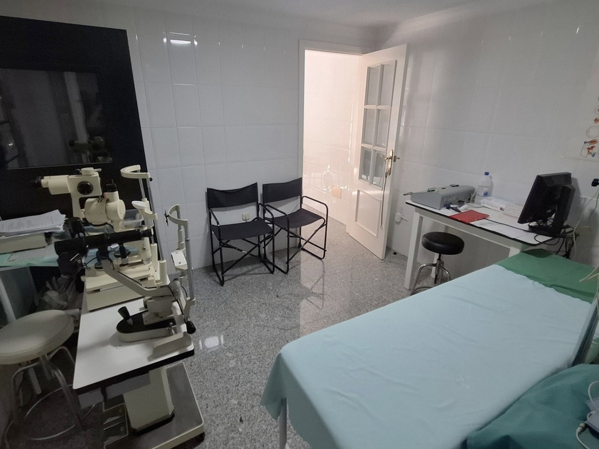 commercial property for sale in Garrucha