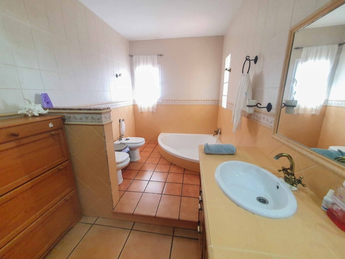 Villa for sale in Villaricos