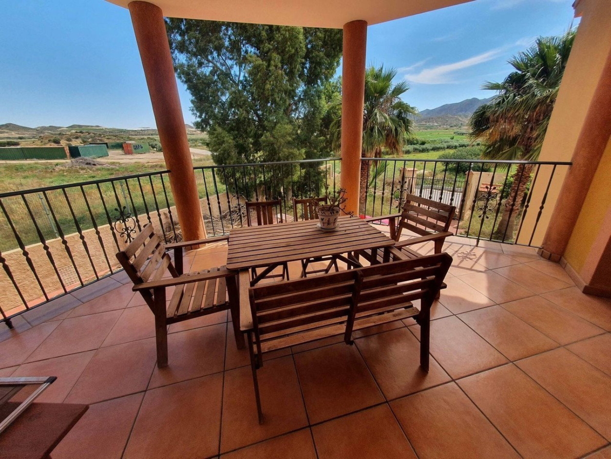 Villa for sale in Villaricos