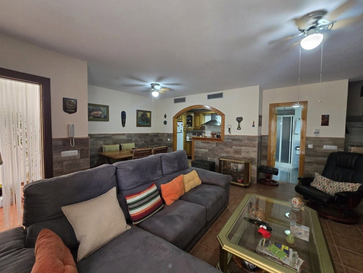 duplex for sale in Vera