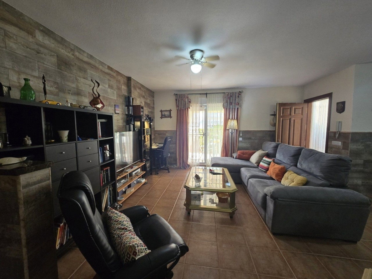 duplex for sale in Vera