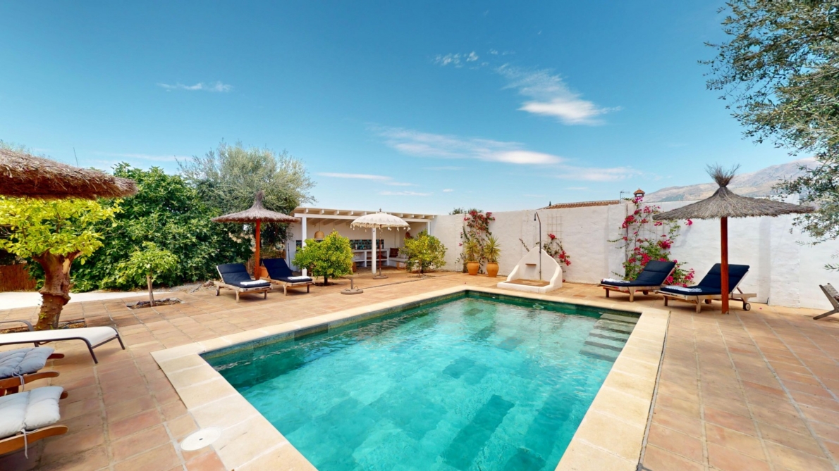 Villa for sale in Arenas