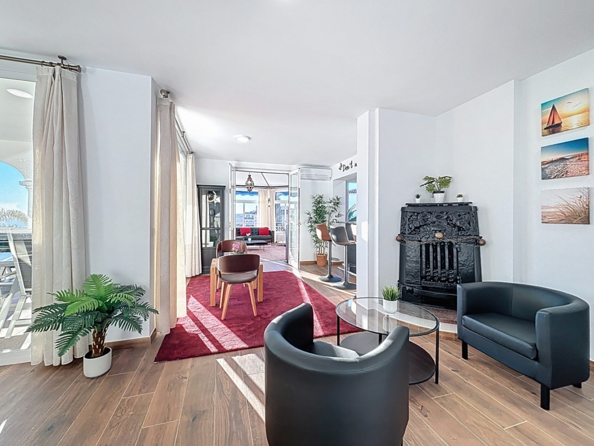 Villa for sale in Caleta de Vélez