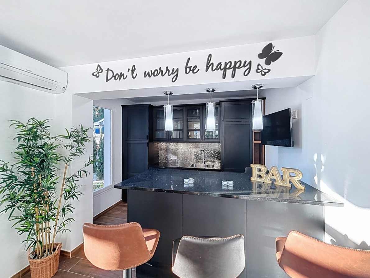 Villa for sale in Caleta de Vélez