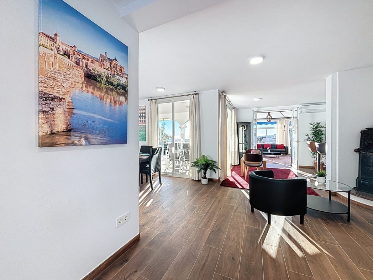 Villa for sale in Caleta de Vélez
