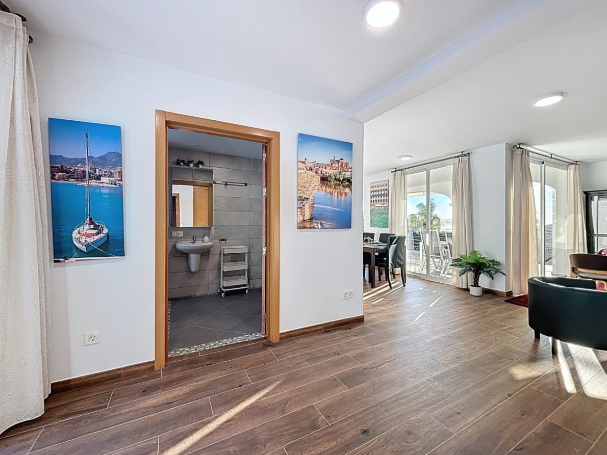 Villa for sale in Caleta de Vélez