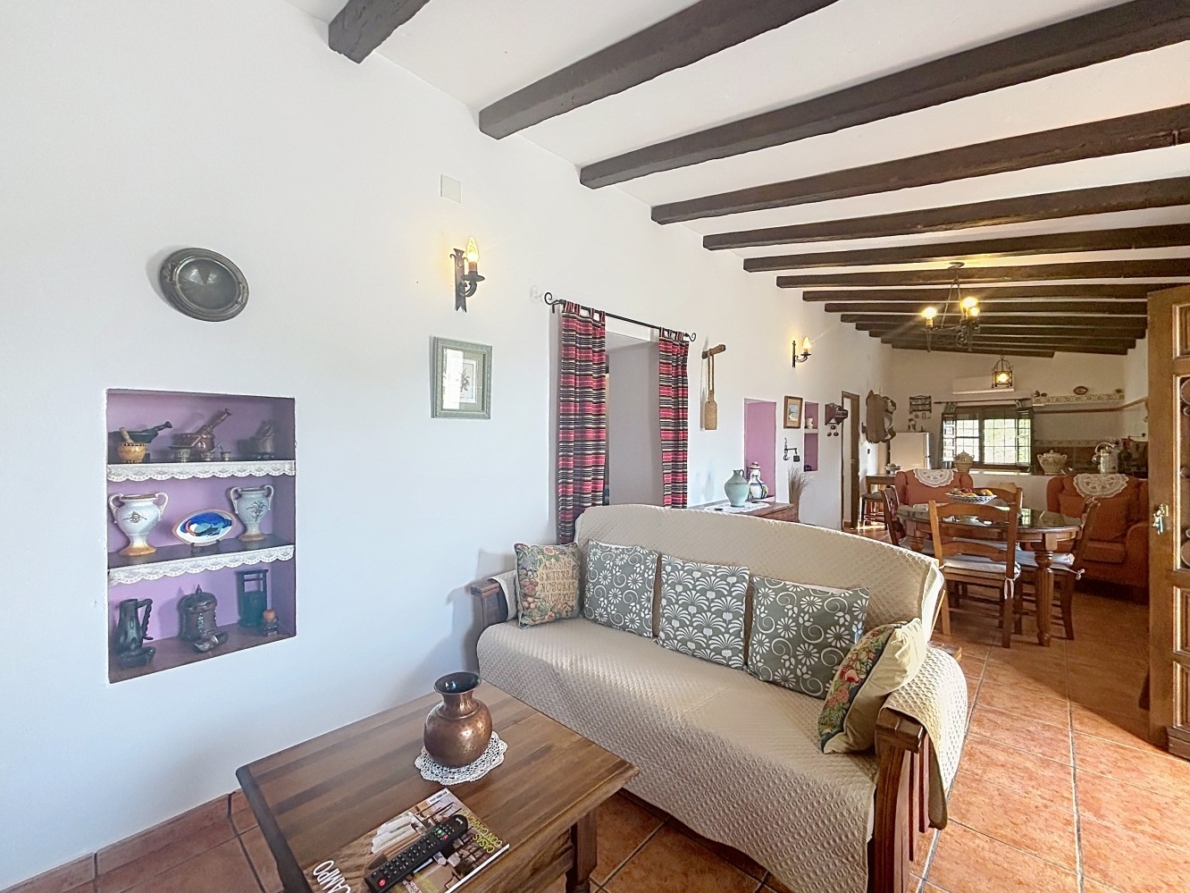 DP-26-6341-10 Villa for sale in Vélez-Málaga