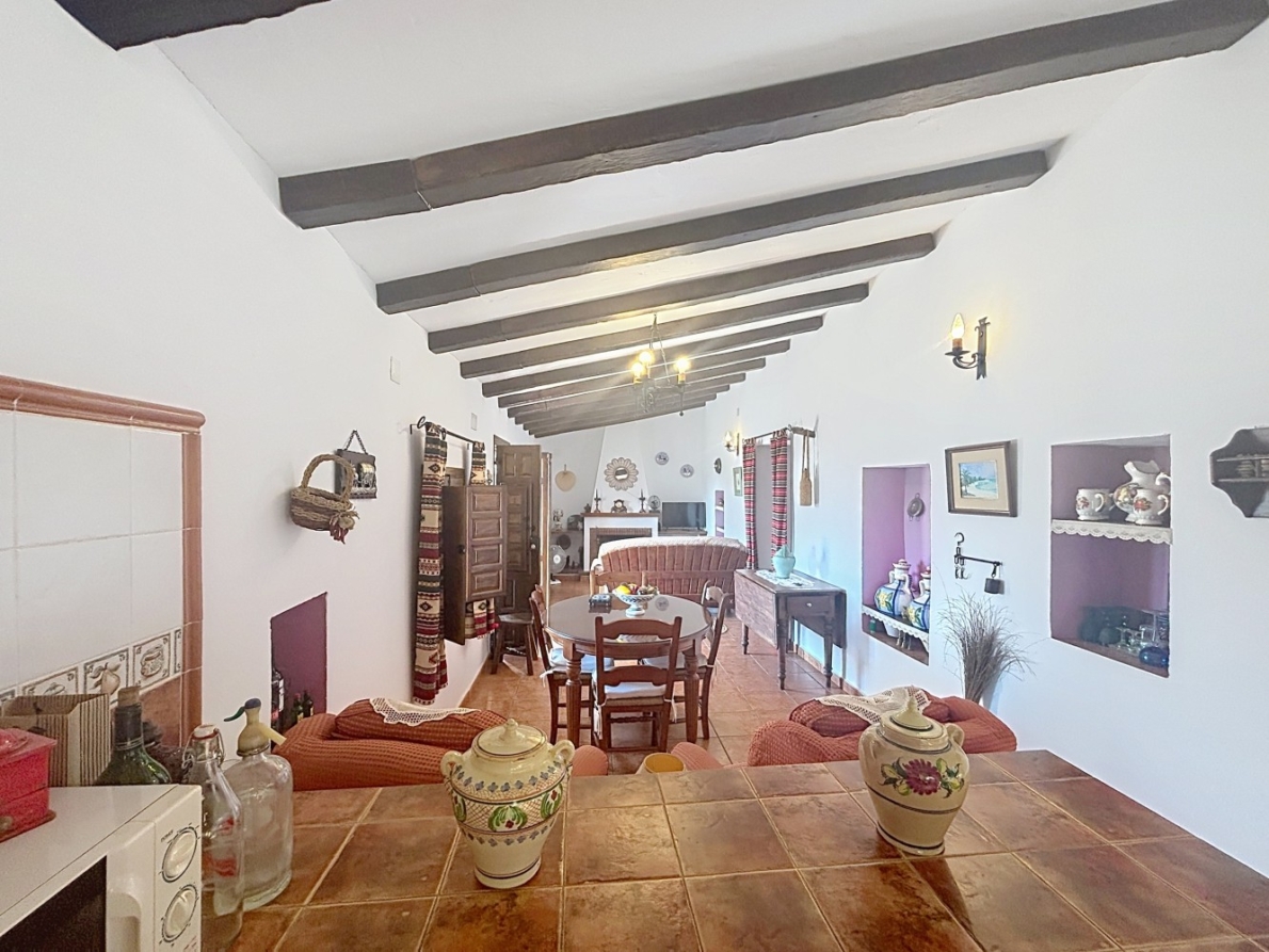 DP-26-6341-15 Villa for sale in Vélez-Málaga