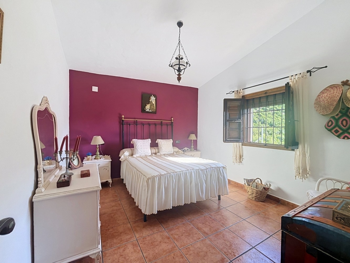 DP-26-6341-19 Villa for sale in Vélez-Málaga