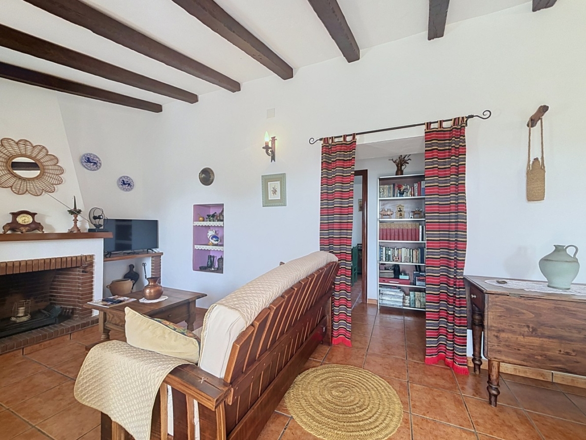 DP-26-6341-8 Villa for sale in Vélez-Málaga