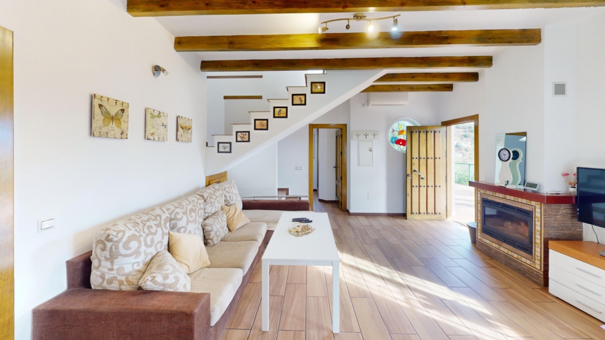 Villa for sale in Arenas