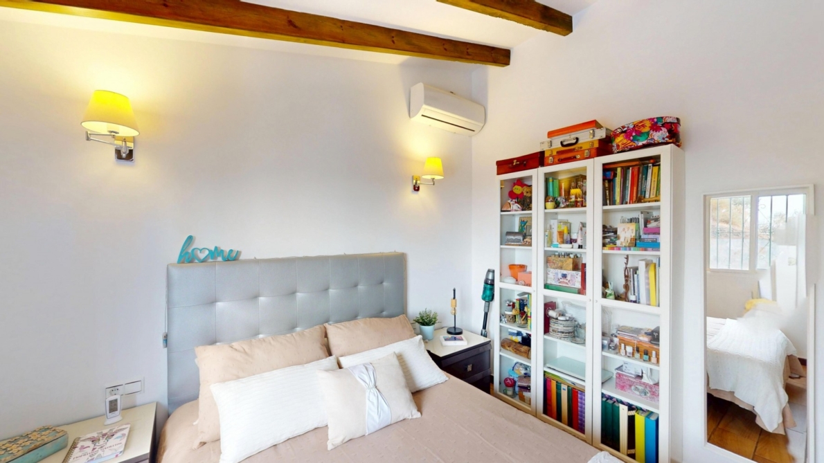 Villa for sale in Arenas