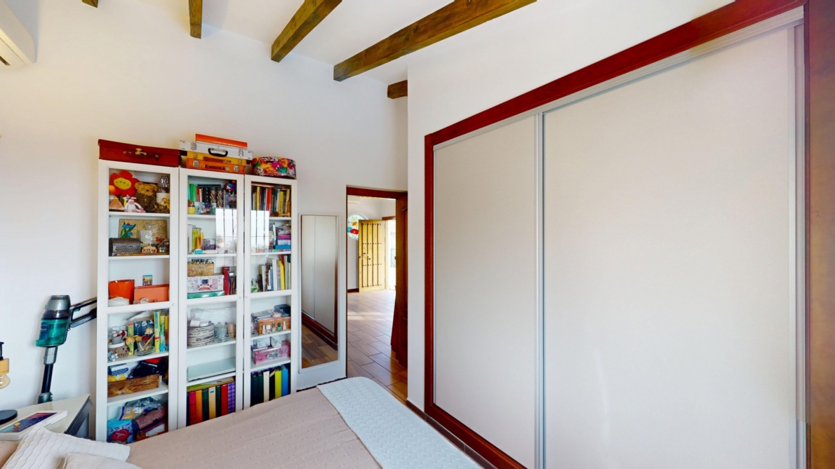 Villa for sale in Arenas