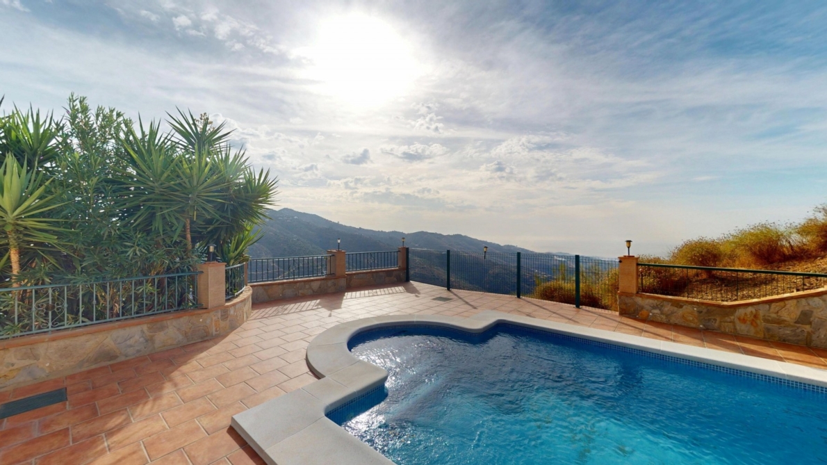 Villa for sale in Arenas