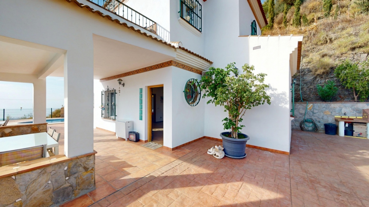 Villa for sale in Arenas