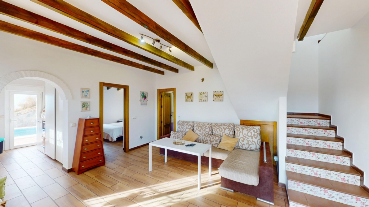 Villa for sale in Arenas