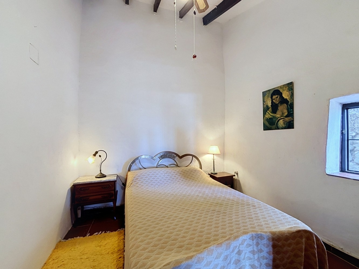 Finca for sale in Lagos