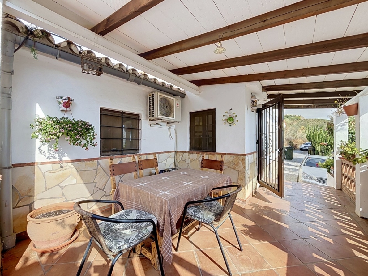 Finca for sale in Lagos