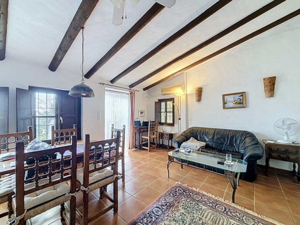 Finca for sale in Lagos