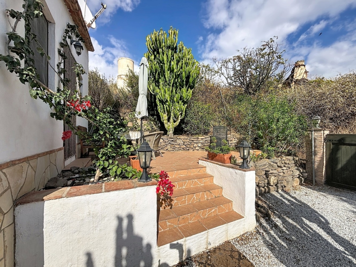 Finca for sale in Lagos