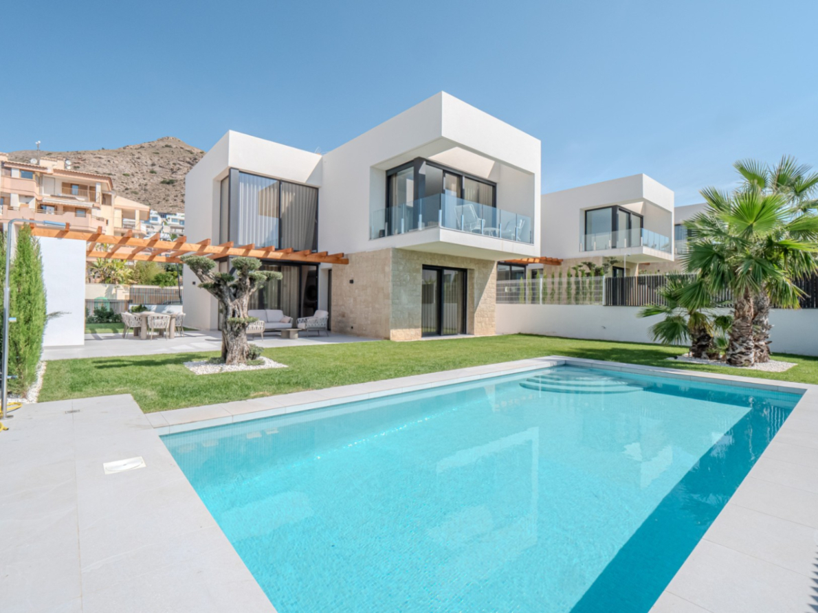 Villa for sale in Finestrat