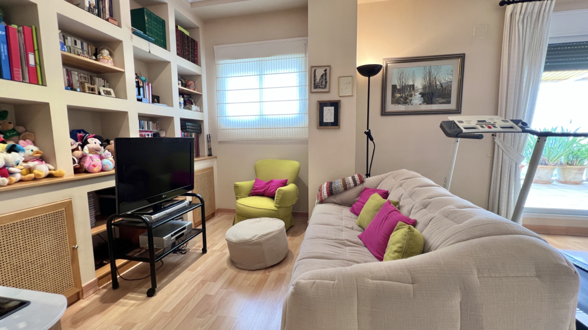 Penthouse for sale in Denia