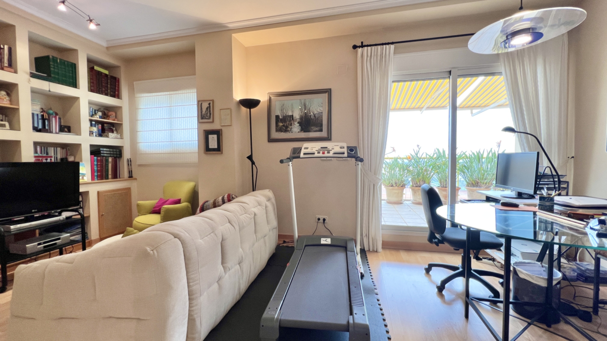Penthouse for sale in Denia