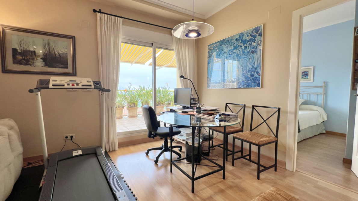 Penthouse for sale in Denia