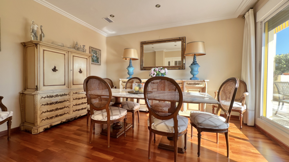 Penthouse for sale in Denia
