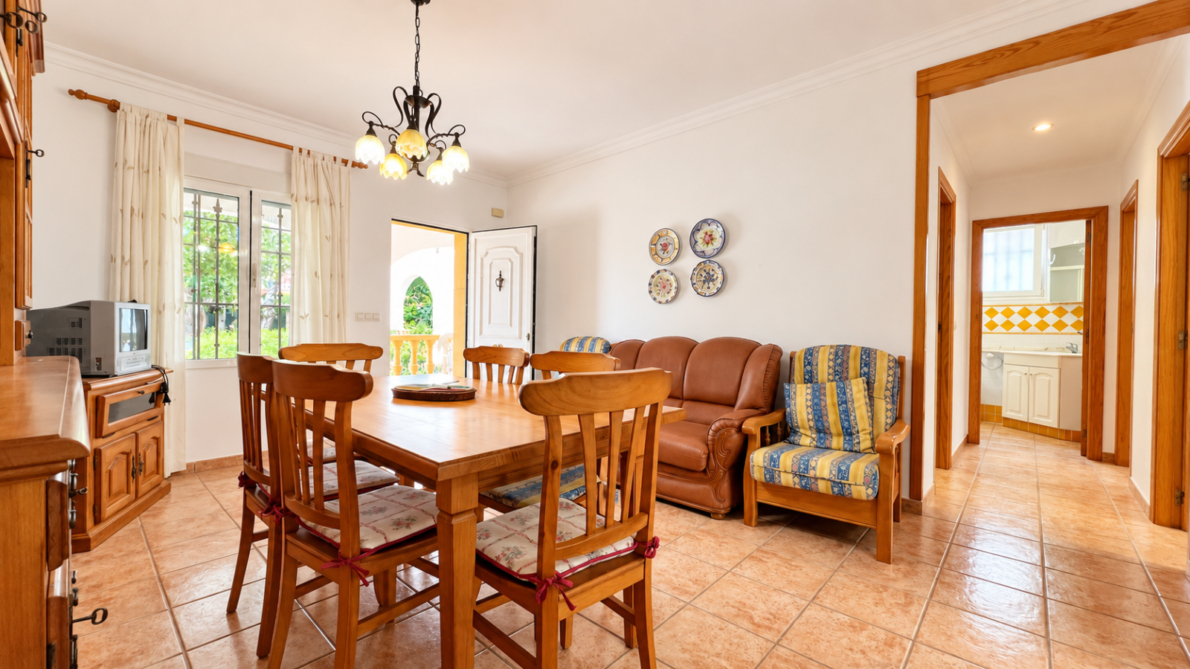 Townhouse for sale in Denia