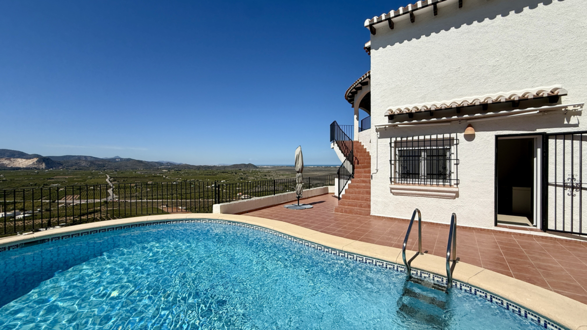 Villa for sale in Pego – Monte Pego