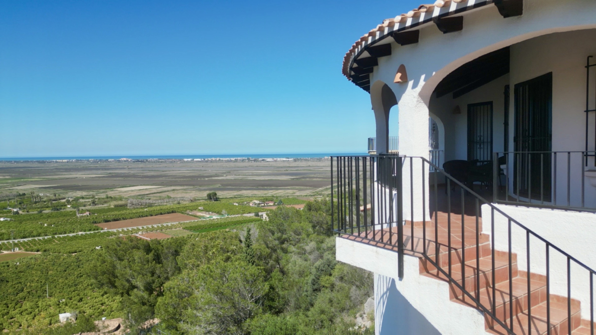 Villa for sale in Pego – Monte Pego